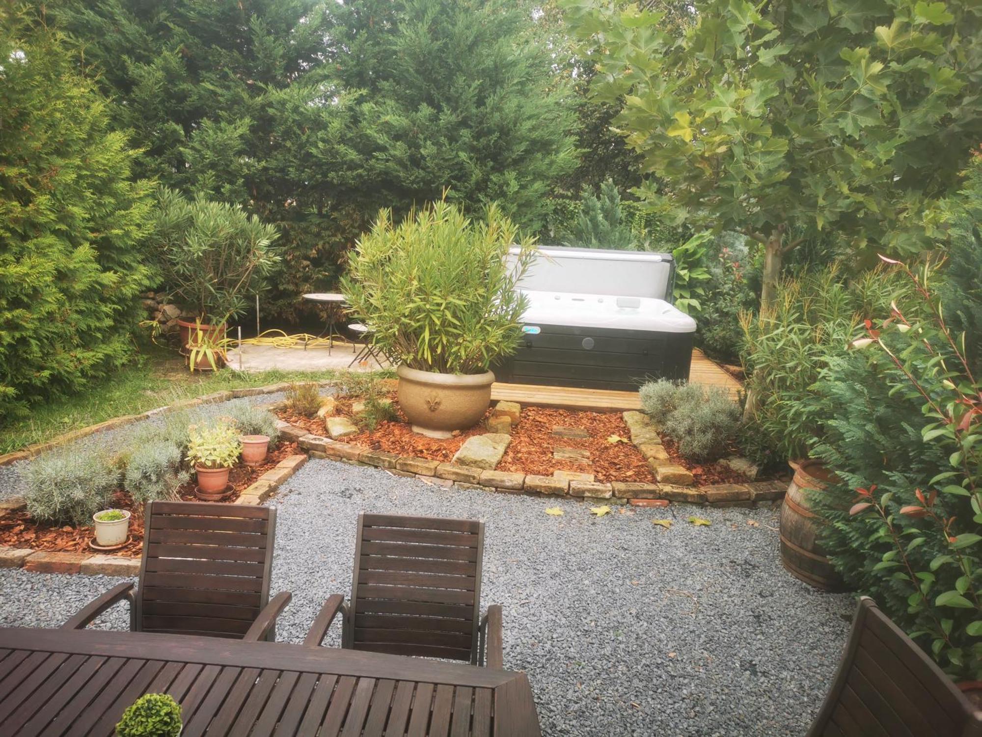 Kuria Apartman With Private Jacuzzi And Pool Budapest Exterior photo