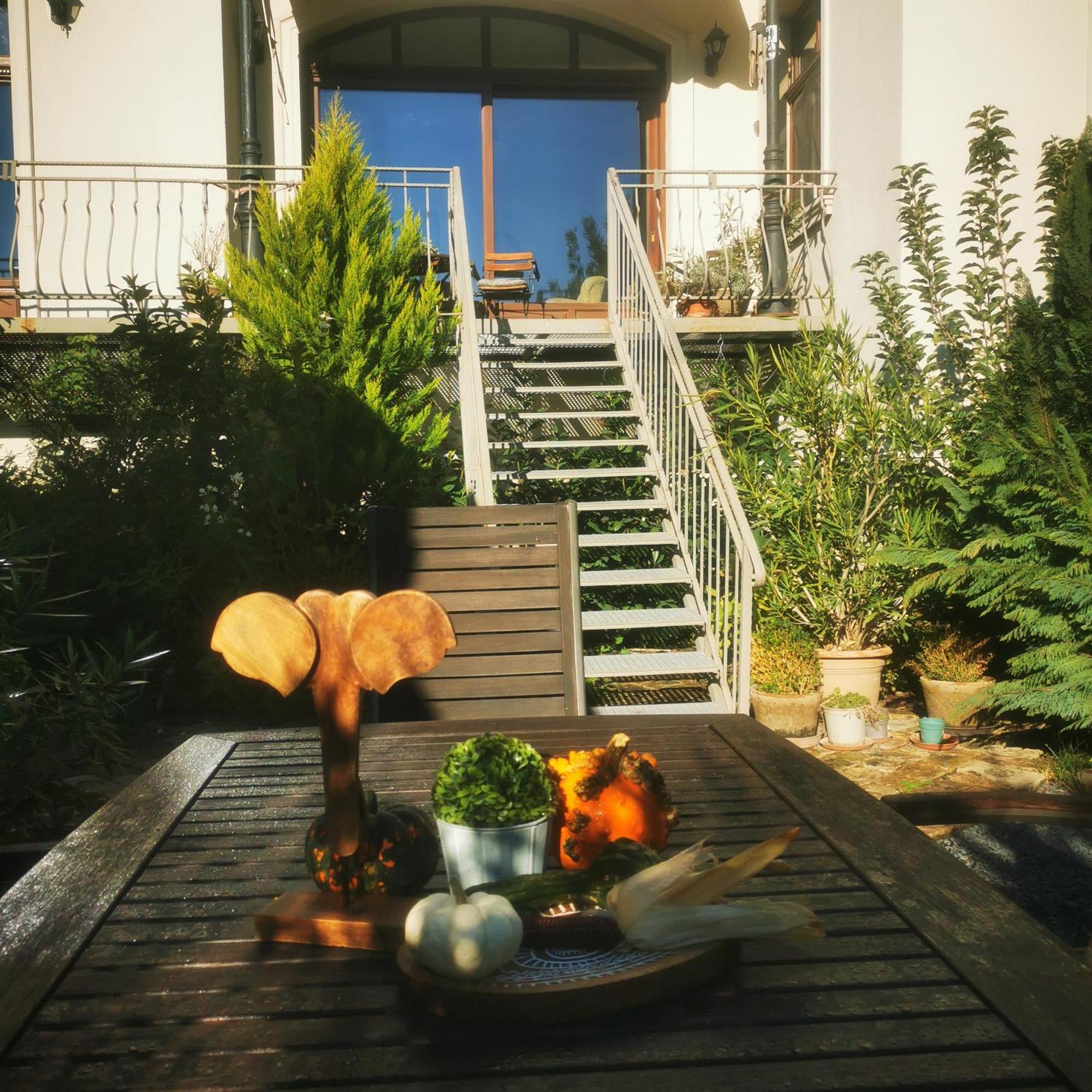 Kuria Apartman With Private Jacuzzi And Pool Budapest Exterior photo